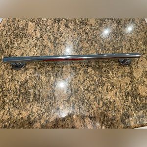 Gatco fine bathware 24" grab bar